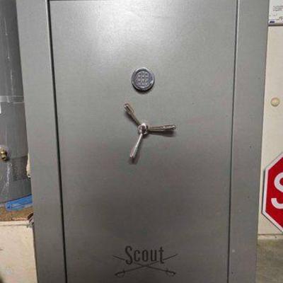 #2504 • Canon Scout Gun Safe
