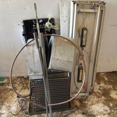 #6006 • Two Motors 3 Radiators Copper Tube 5 light ballast
