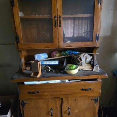 #3010 • Cabinet with Contents

