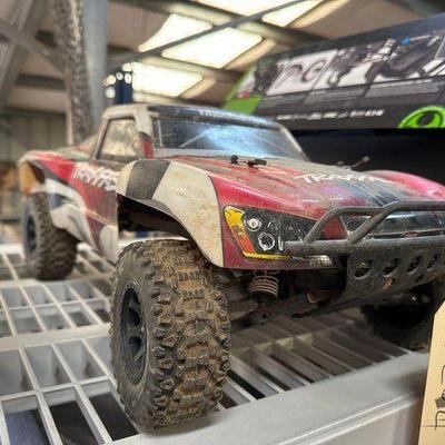 #1262 • Traxxas Slash 2WD RC Truck
