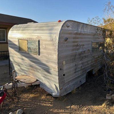 #35 • Cardinal Deluxe Travel Trailer
