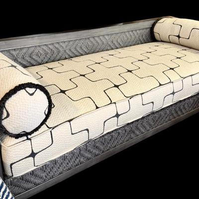 Condition: Excellent 
Dimensions:
22”D x 58”W x 35”H