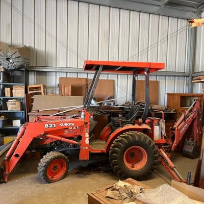 Kubota TL421
1166 hours runtime