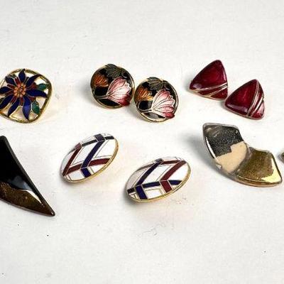 Lot #95 Vintage Jewelry Collection: Pierced Earrings (without backs)
