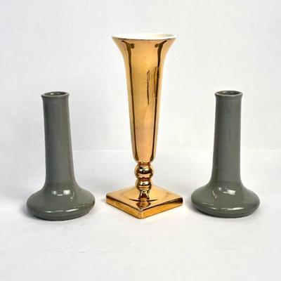 Lot #56 Vintage Haeger & Hall Vases
