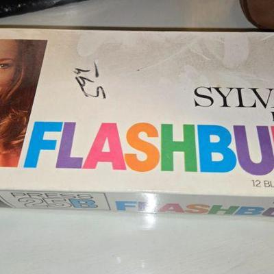 Flash bulbs