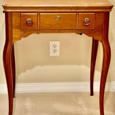 Vintage Singer 66 Solid Wood Sewing Machin Cabinet (without Machine)  