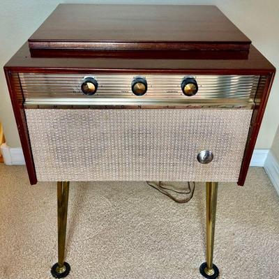 Mid Century Emerson Hi Fidelity Record Player Model 860 Series B (works)