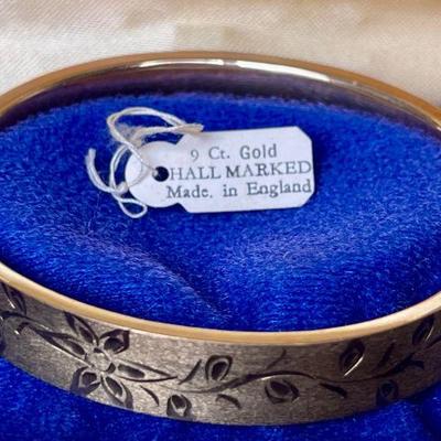 Vintage 9k Gold Hallmarked England Etched Hinged Bangel Bracelet IOB- 13.67 Grams Total