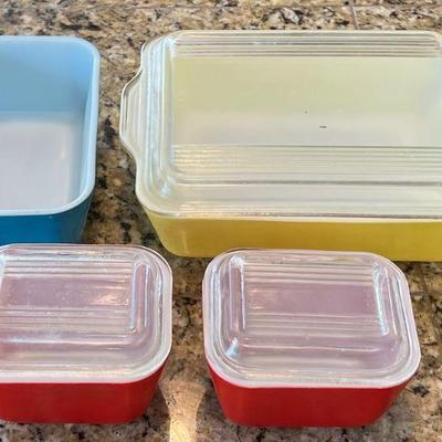 4 Vintage Pyrex Primary Color Fridge Dishes With 3 Lids