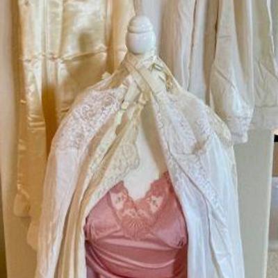 Ladies Vintage Satin And Lace Full Slips - Vanity Fair, Wonder Maid, Merville, And More - Sizes 34