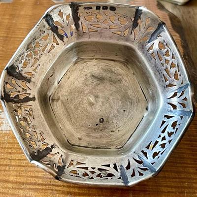 Antique Sterling Silver Dish - 38.34 Grams Total