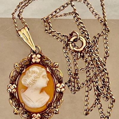 Antique 10k Yellow Gold Hand Carved Cameo Pendant With 12k Gold Filled Chain - 2.38 Grams For Pendant