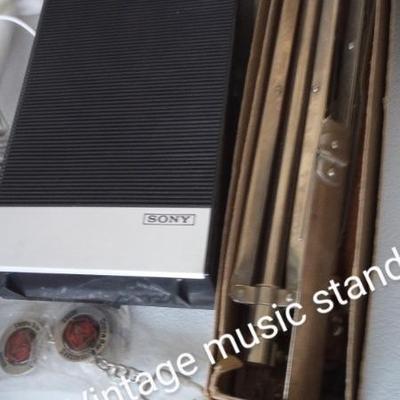 Music stand Sony vintage elec