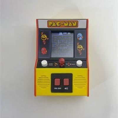 Pac-Man Mini Arcade Game .jpg