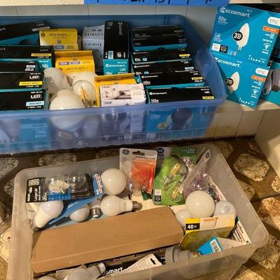 Bulk lot of led cfl & incandescent light bulbs