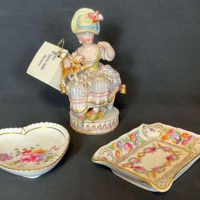 Porcelain collectibles figurine and decorative dishes