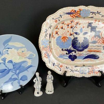 Vintage porcelain lot of decorative plates figurines