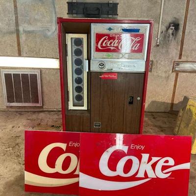 Vintage coca cola bottle vending machine