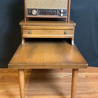 Mid century american of martinsville table zenith tube radio