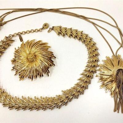 Monet gold tone jewelry