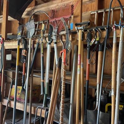 Yard tools 
