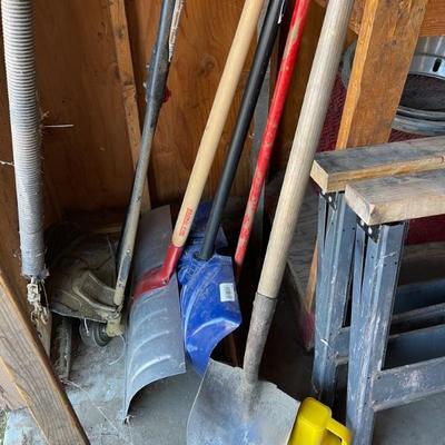 Snow and garden tools 