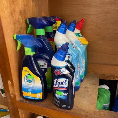 Cleaning supplies all new 