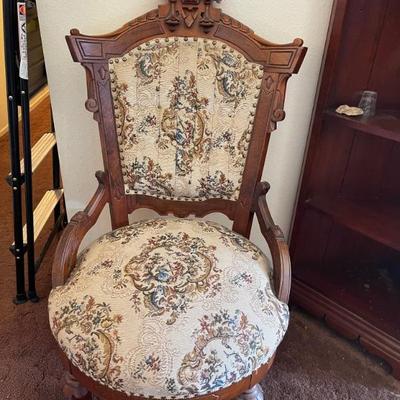 Antique chair 1800’s 