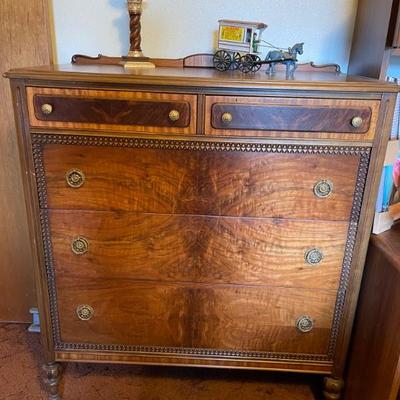 Antique pieces 