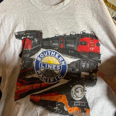 Train shirt