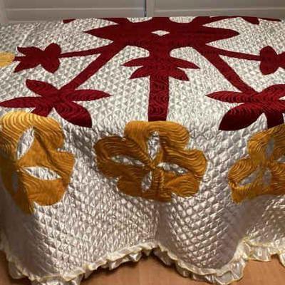 MMM035 Vintage Hawaiian Quilt Style Bedspread 