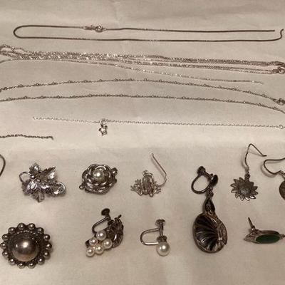MMM085 Sterling Silver Mis-Matched Earrings & Broken Chains