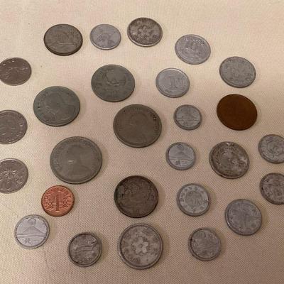 MMM071 Various World Coins