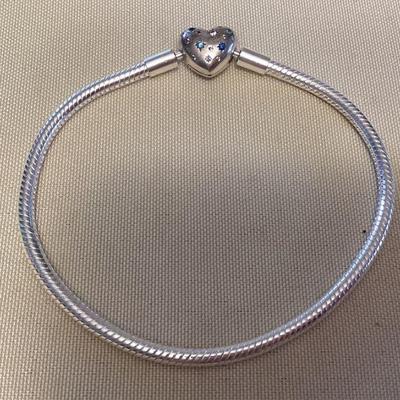 MMM074 Sterling Silver Charm Bracelet With Heart Shaped Clasp 8”l