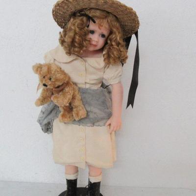 Signed Vintage Master Piece Gallery by Linda Murray 30" Wax Doll "Kara"