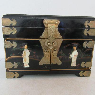 Absolutely Stunning! Vintage Chinese Black Lacquer Tabletop Chest - 14" x 9½" x 9" 