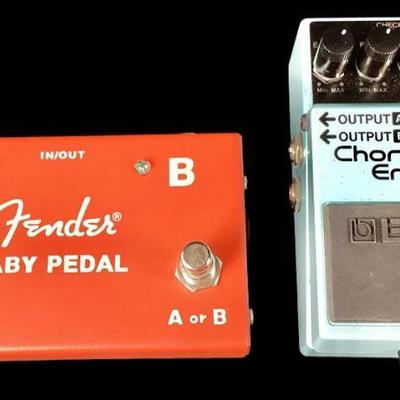ANMC771 Two Guitar/bass Pedal Lot 2	BOSS CE-5 Chorus ensemble & Fender ABY foot switch effects pedal 

