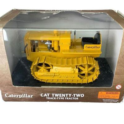 TN194 Caterpillar Model Tractor
