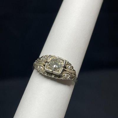 TN232 14k White Gold & Diamond Ring	Sz 5.25
