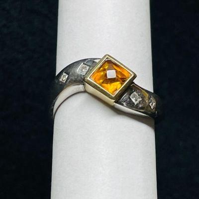 TN236 14k Two Tone Gold Citrine & Diamond Ring	Sz 7
