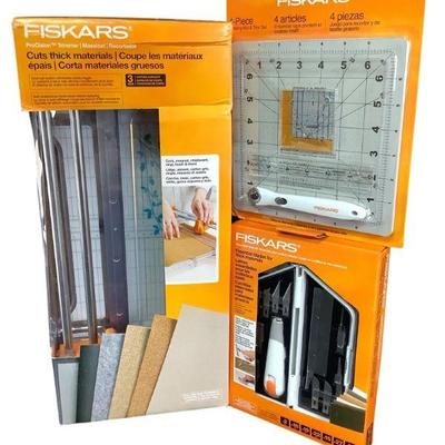 TN197 Fiskars ProCision Trimmer With Knife And Mat Set
