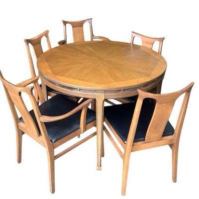 KEKU611 Mid Century Walnut Extendable Table And Chairs	This lot includes 5 chairs two with arm rests, and a table with extension...