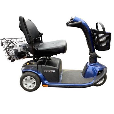 KEKU624 Pride Victory 10 Electrical Scooter	Includes additional headrest attachment and original paperwork and cords. Tested and works.
