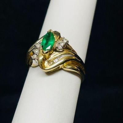 TN229 NAGL Certified 14k Gold Emerald & Diamond Ring	Sz 7.25.      
