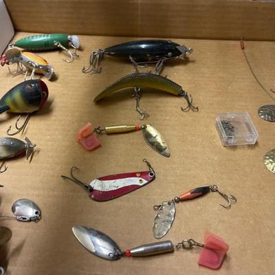 Lures 