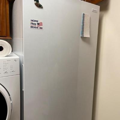Freezer like new paid over $1200 