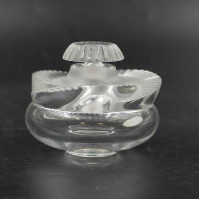 LALIQUE CRYSTAL BAPTISTE PERFUME BOTTLE