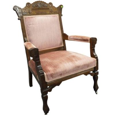 ANTIQUE AMERICAN EASTLAKE ARMCHAIR