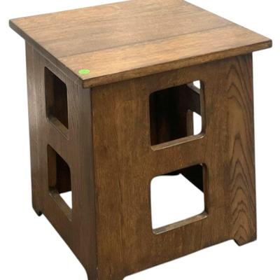 ARTS & CRAFTS MISSION OAK SIDE TABLE